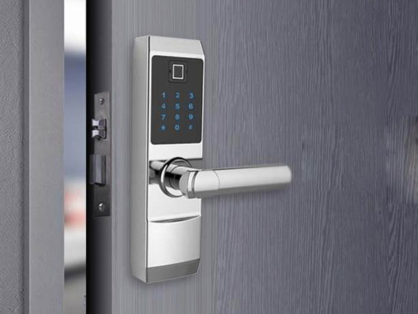 秦都24小时上门开锁公司