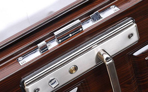 秦都24小时上门开锁公司